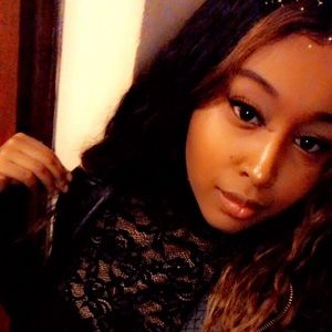 Meet your Posher, Candice